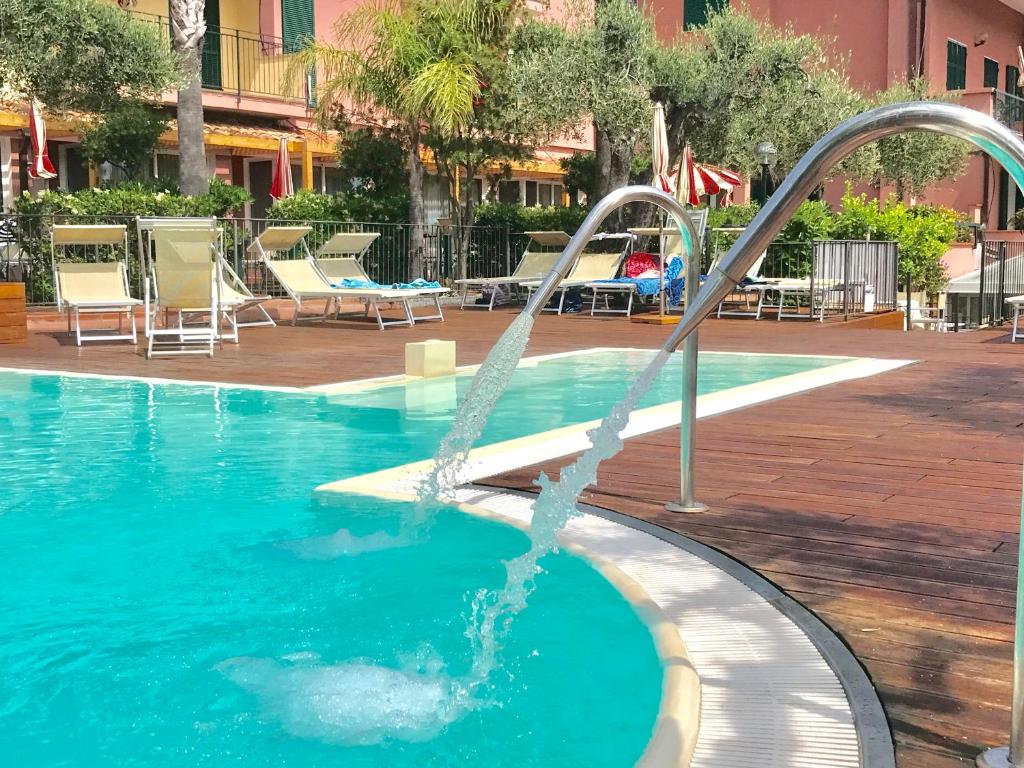 Basen w obiekcie Villa Giada Resort lub w pobliżu