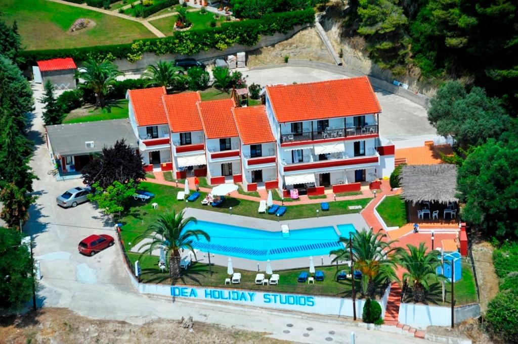 Bazén v ubytování Hotel Idea nebo v jeho okolí