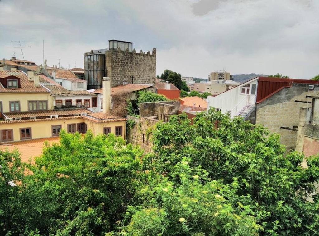 Uma visão geral de Braga ou uma vista da cidade tirada do hostel