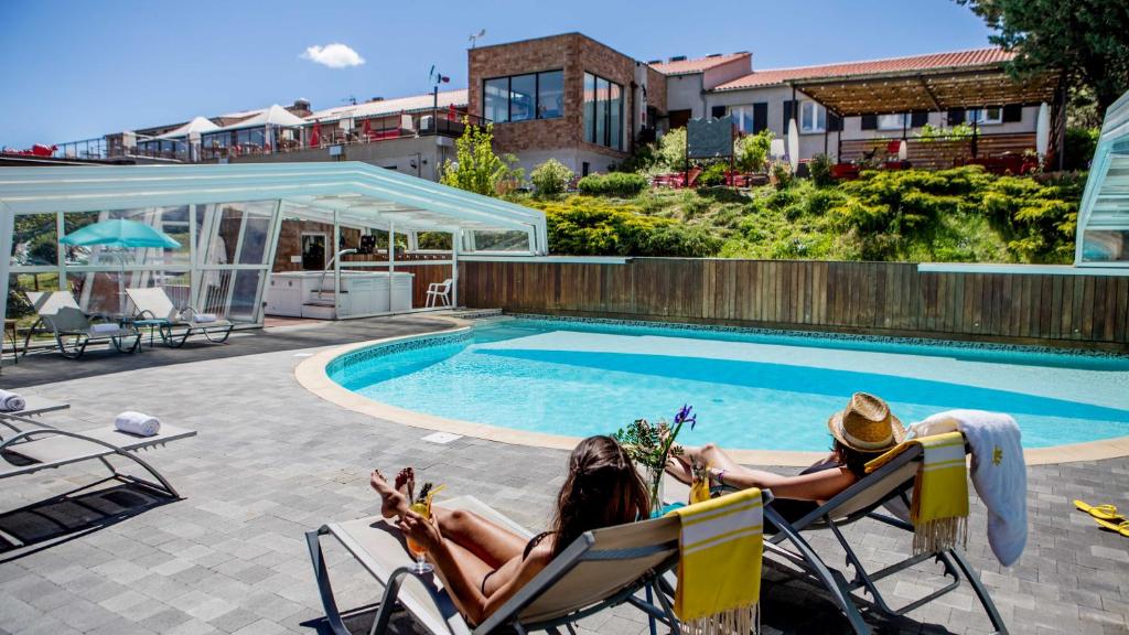Hotel & Spa des Gorges du Verdon - 标准verdon双人间，可进入加热游泳池