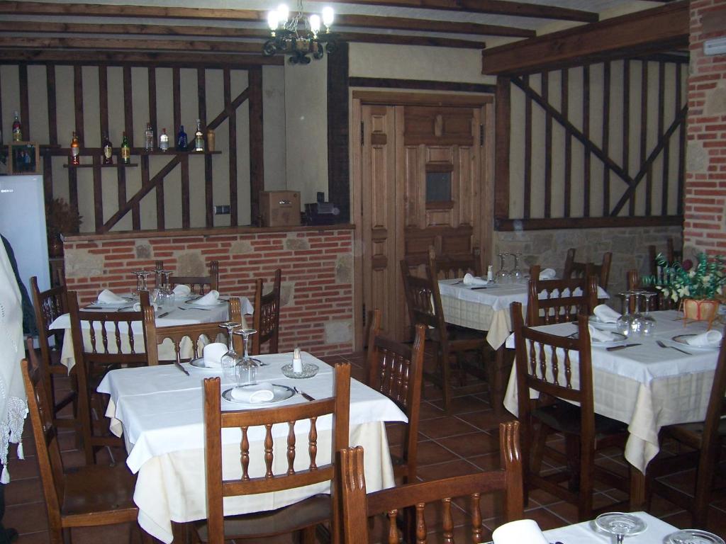 Restaurace v ubytování Hostal Restaurante El Final