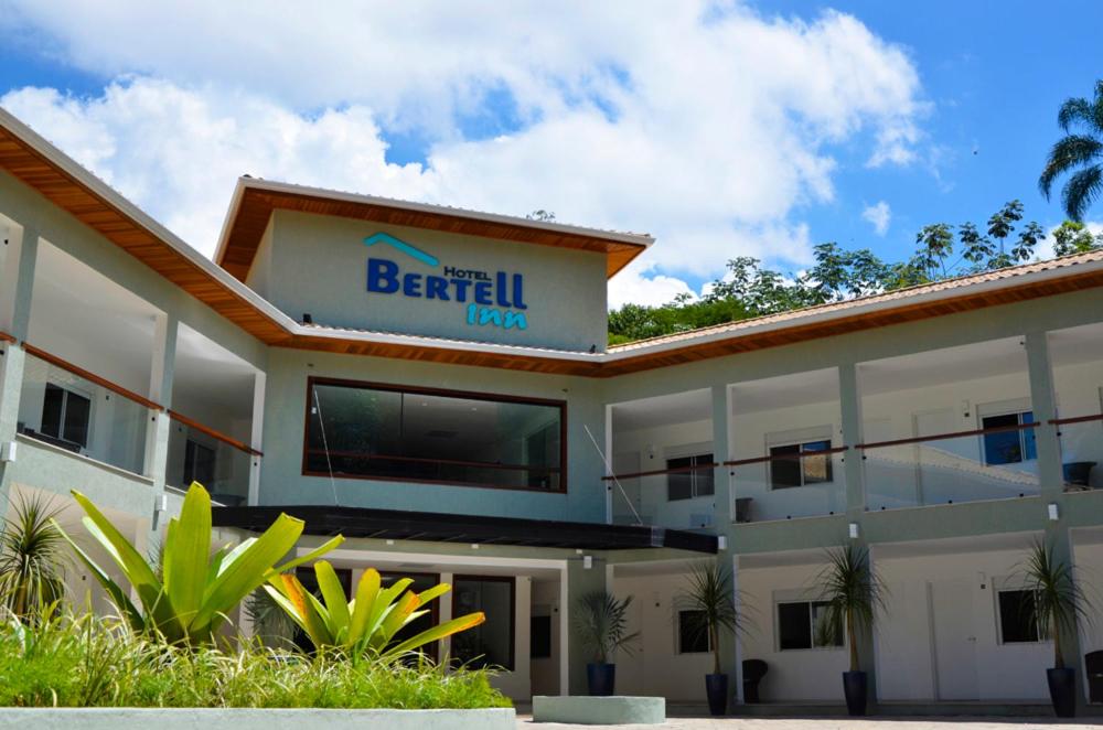  Hotel Bertell Inn