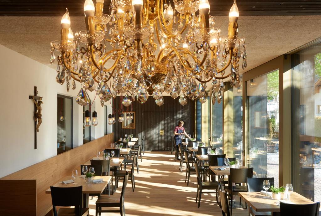 Restauracja lub miejsce do jedzenia w obiekcie Historic Guesthouse BIRCHER B&B Apartments near Sterzing