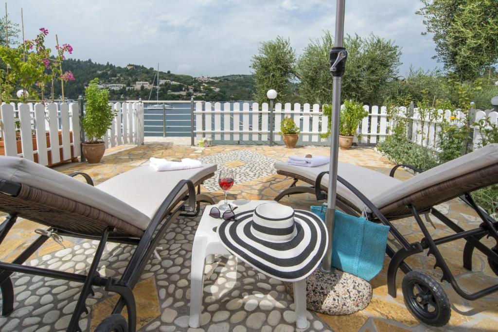 Bazén v ubytování Paxos Bay Studios nebo v jeho okolí