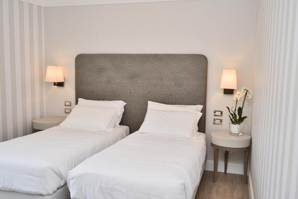 Hotel Firenze e Continentale - Deluxe Doppel- Oder Zweibettzimmer