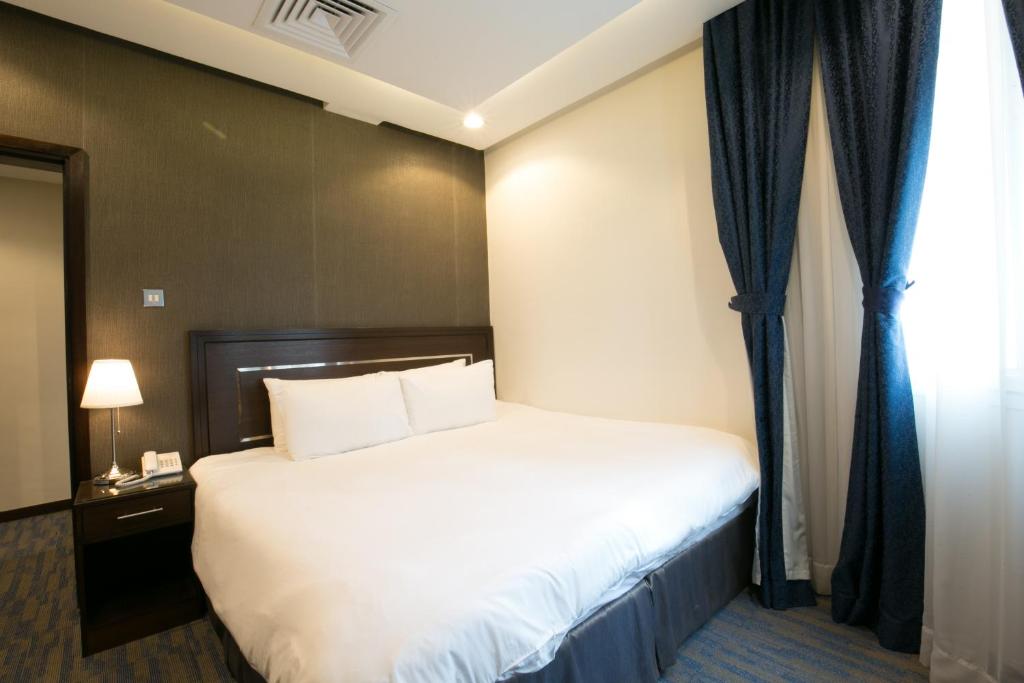 Regent Hotel Apartments - Cama De Lujo En Cama King
