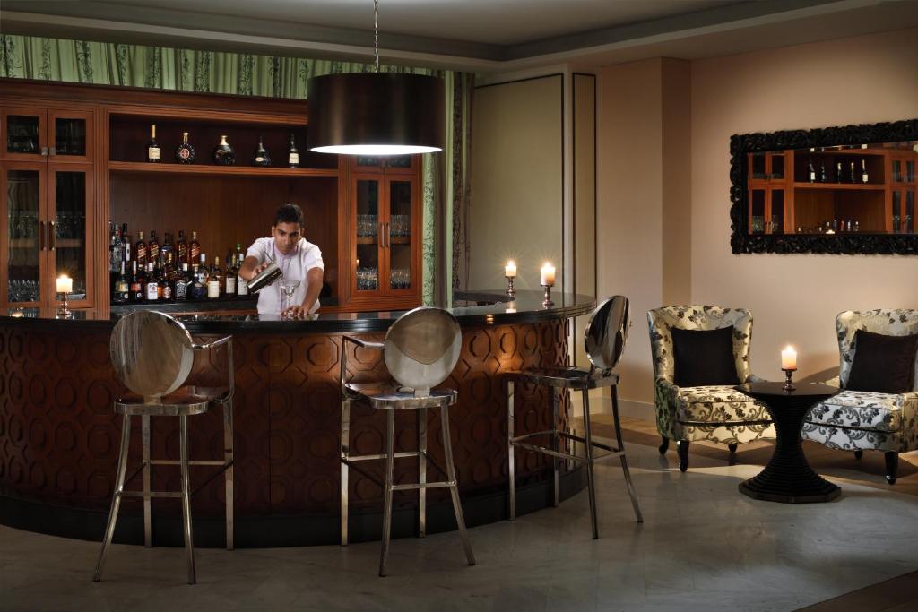 Lounge nebo bar v ubytování NH Collection Colombo