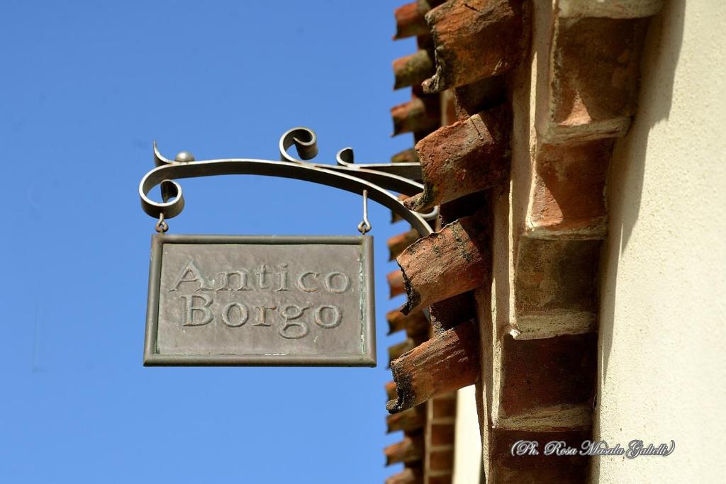 Certifikát, hodnocení, plakát nebo jiný dokument vystavený v ubytování Antico Borgo