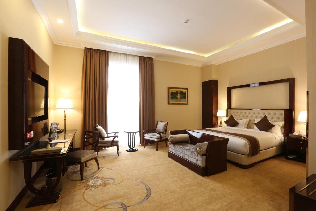 Sapphire Addis - Queen Room Met Balkon