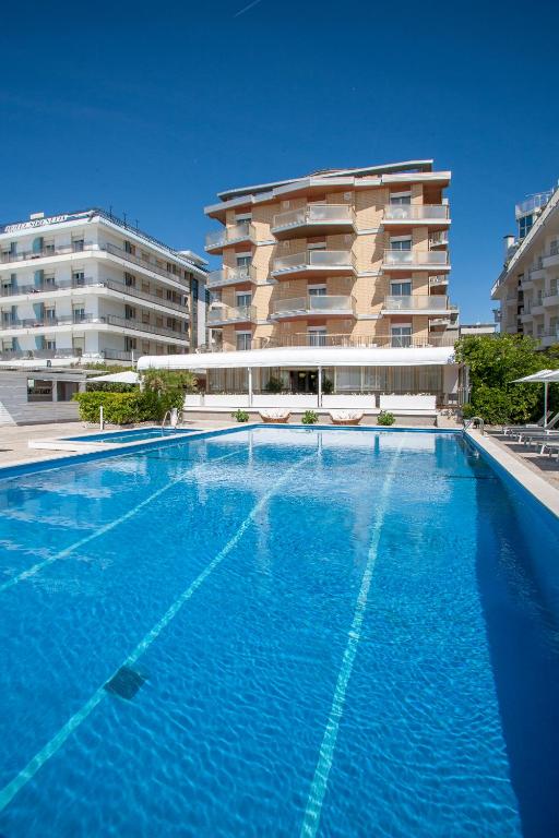 Bazén v ubytování Hotel Imperial Palace nebo v jeho okolí