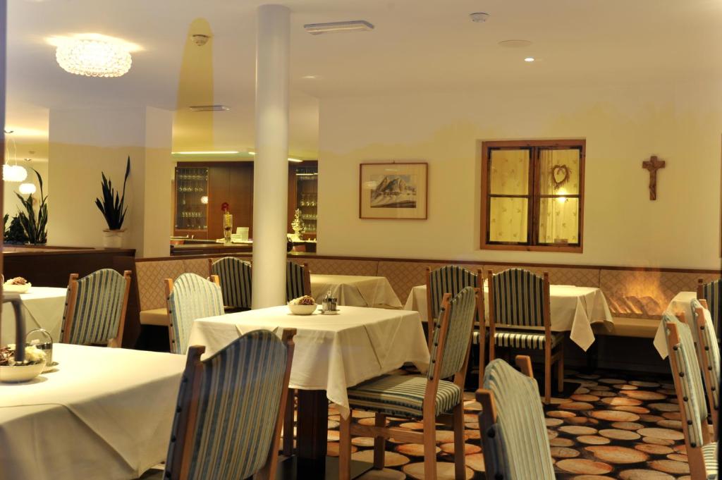 Restaurace v ubytování The Vista Hotel