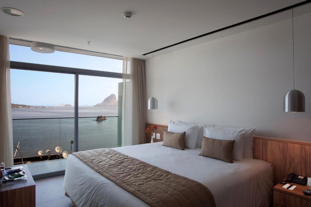  H Niteroi Hotel