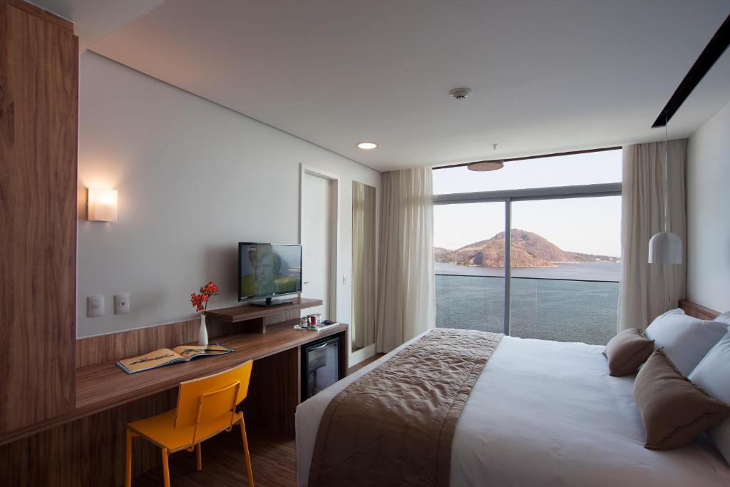  H Niteroi Hotel