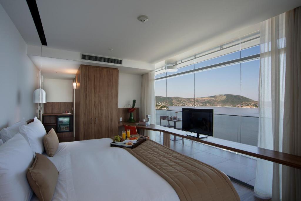  H Niteroi Hotel