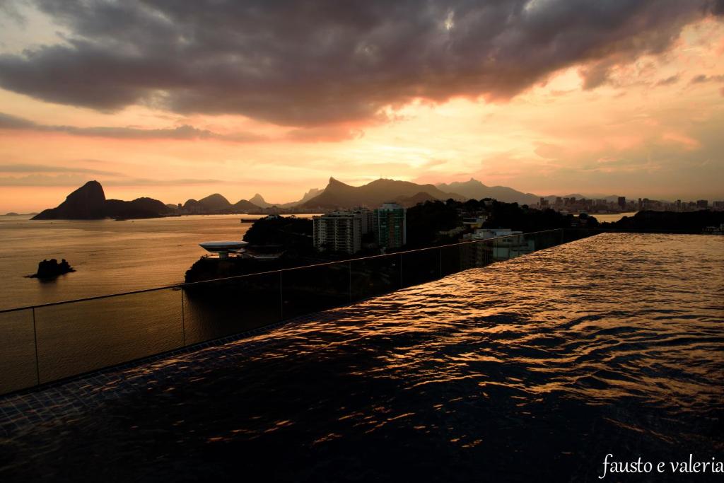  H Niteroi Hotel