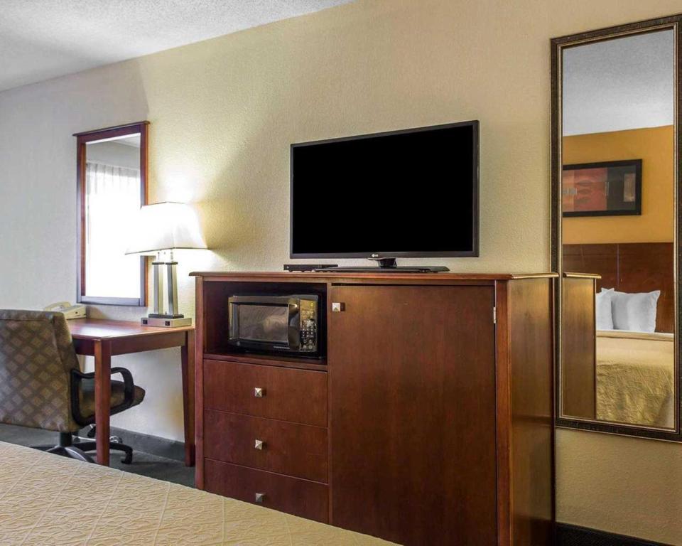 Quality Inn - Standard King Room - Niet -roken