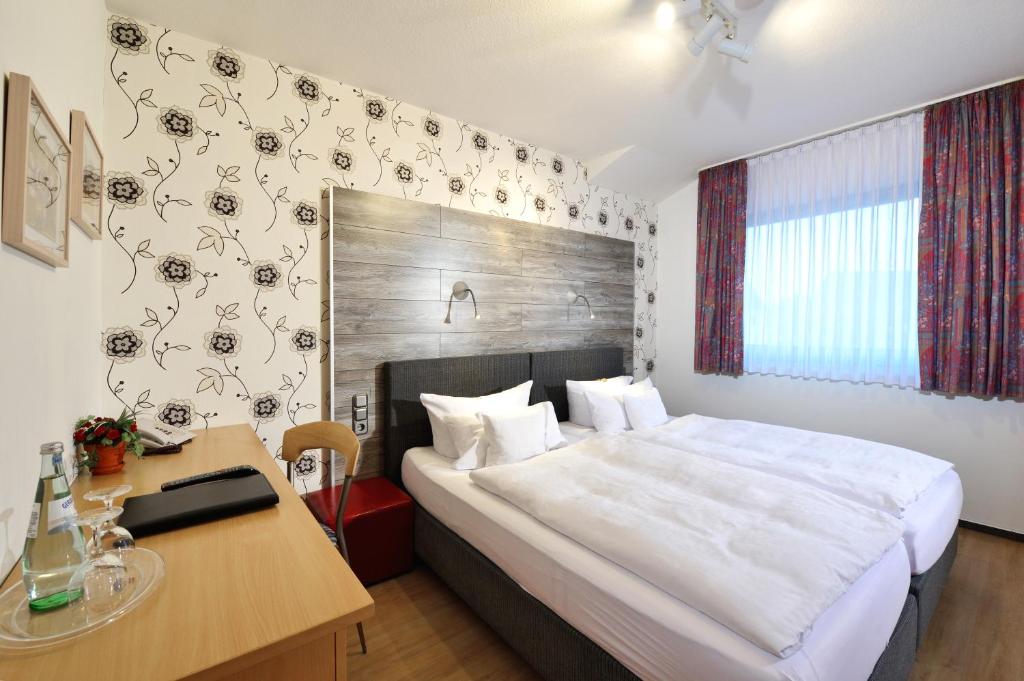 Hotel & Wirtshaus Hansen - Economy Double Room