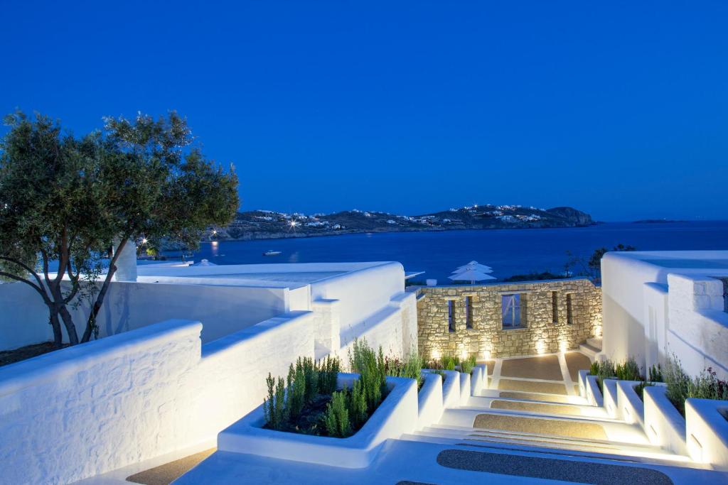 Luxury Boutiques on Mykonos