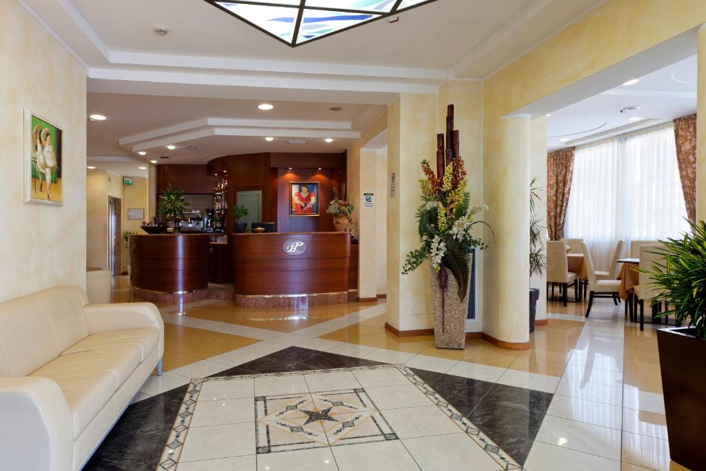 Posezení v ubytování Hotel Palm Beach B&B SEA VIEW