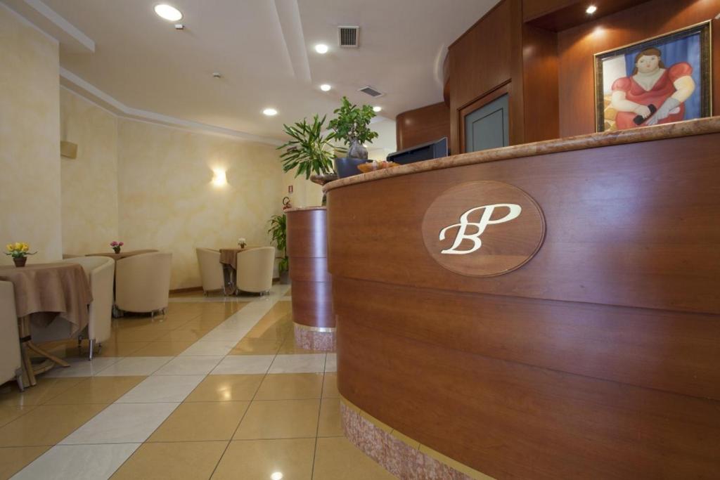 Vstupní hala nebo recepce v ubytování Hotel Palm Beach B&B SEA VIEW