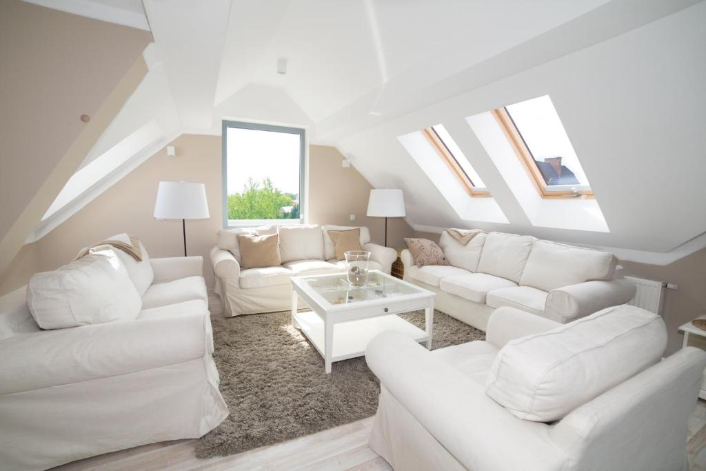 Posedenie v ubytovaní Apartamenty Ekslibris