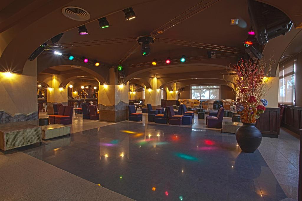 Fotografia z galérie ubytovania Hotel Os Olivos v destinácii Guísamo