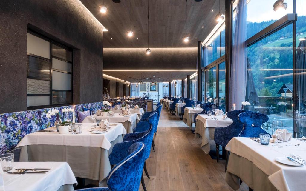 Restaurace v ubytování Stroblhof Active Family Spa Resort
