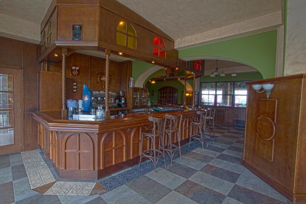 Lounge alebo bar v ubytovaní Hotel Os Olivos
