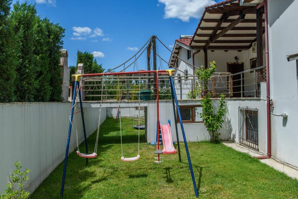 Herní místnost nebo prostor pro děti v ubytování Simon King