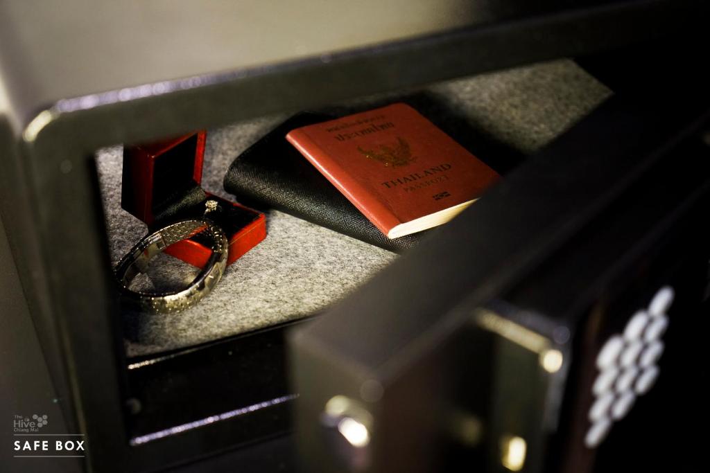 The Hive Chiang Mai Hotel - Resim 14