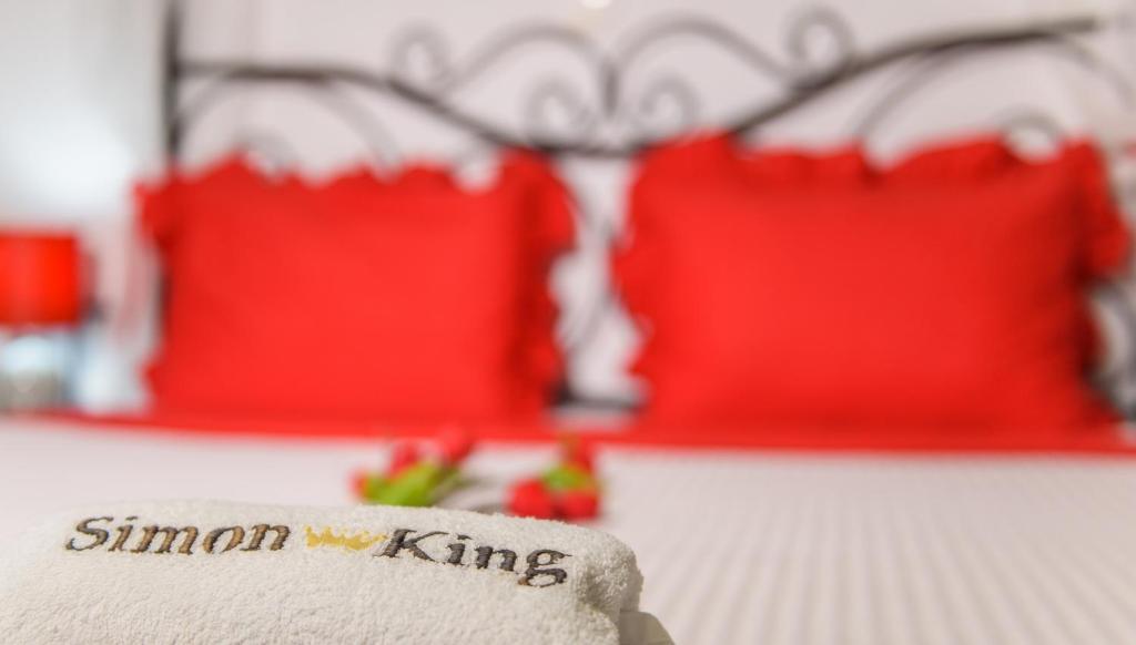 Postel nebo postele na pokoji v ubytování Simon King