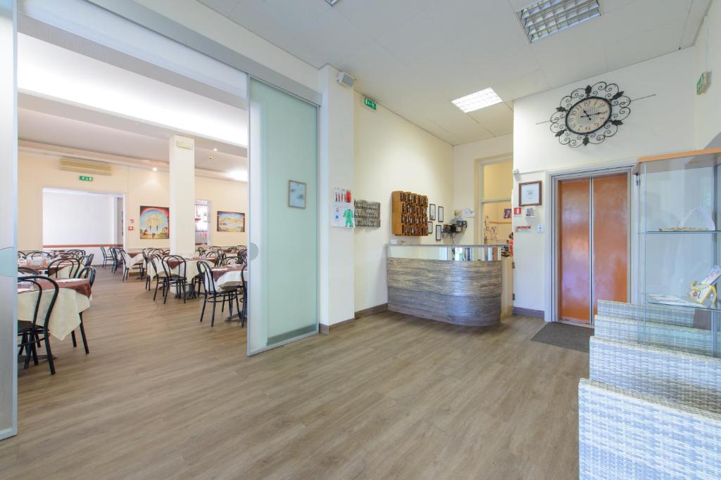 Restaurace v ubytování Hotel Sirena