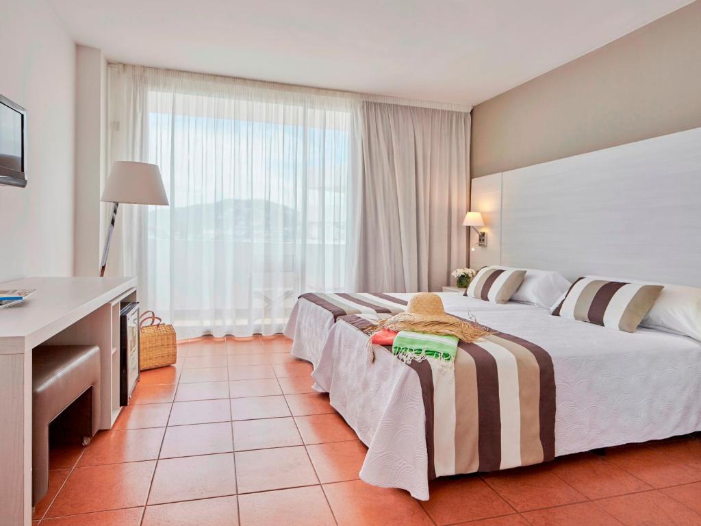 Hotel Tres Torres - Double Sea View Room With Terrace