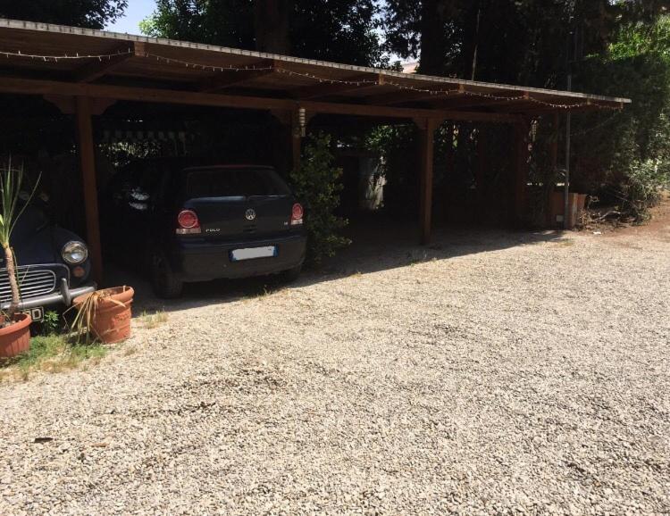 Zdjęcie z galerii obiektu Affittacamere Villa Wilson w Rzymie