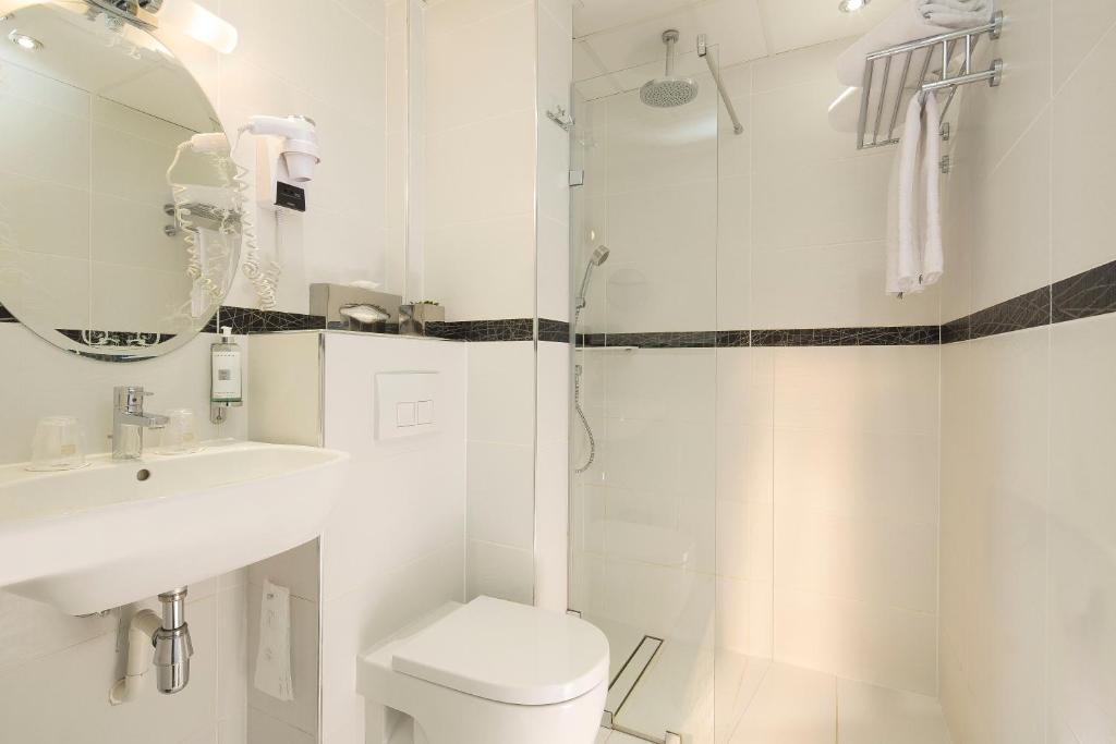 Hotel Plaza Elysées - Foto 2