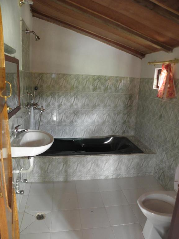 Racy Shade Resort Pvt.Ltd. - Deluxe Duplo Ou Quarto Com Vista Para O Jardim