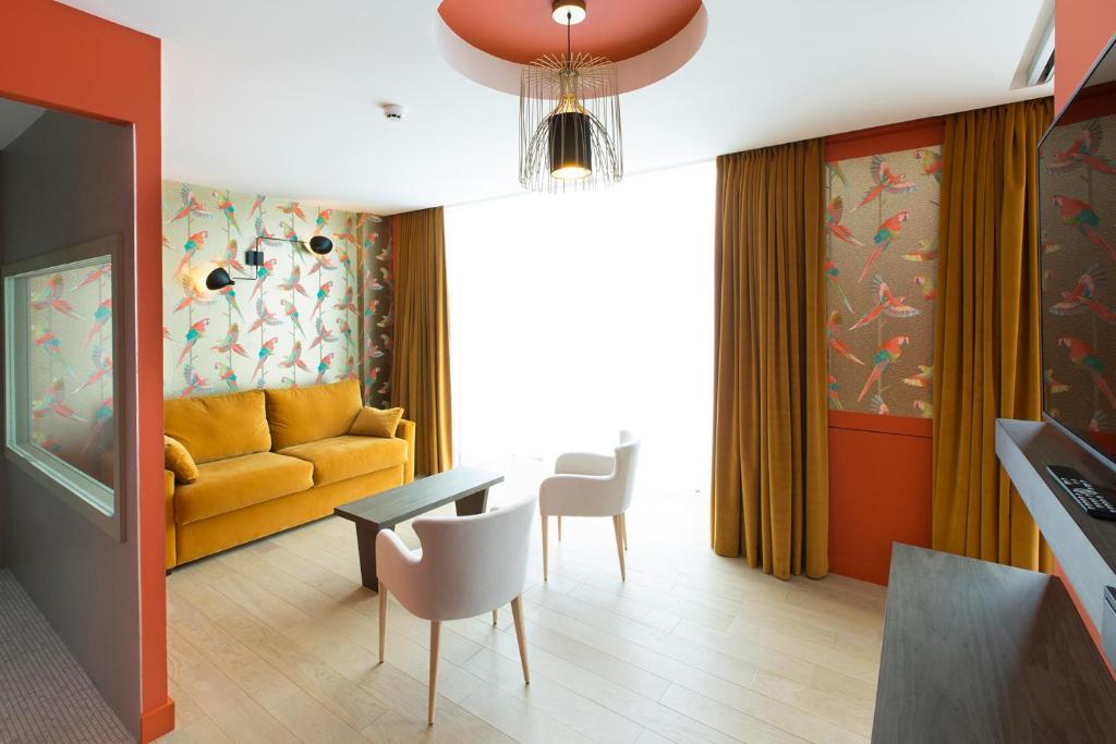 Hotel L'Arbre Voyageur - LILLE - Resim 3