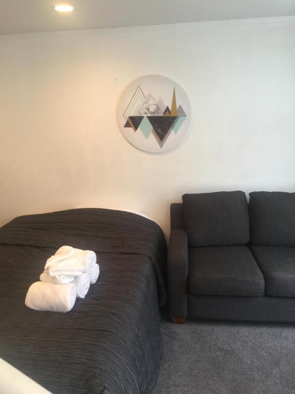 Baden Lodge Motel - PRIVATE SPA Bath - Resim 12