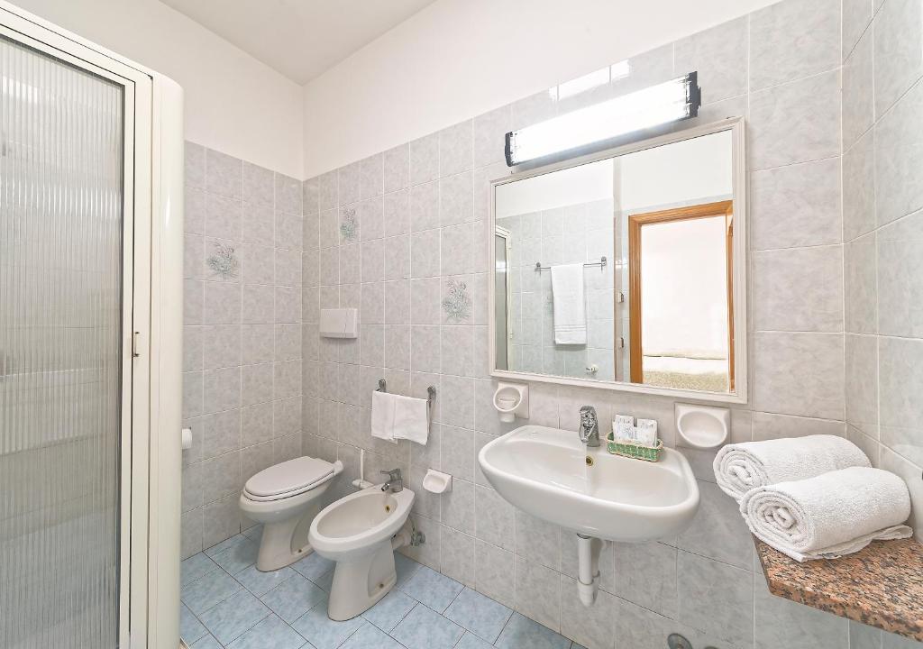 Koupelna v ubytování Hotel Zaro
