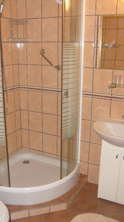 Koupelna v ubytování Apartament na Wrzosach