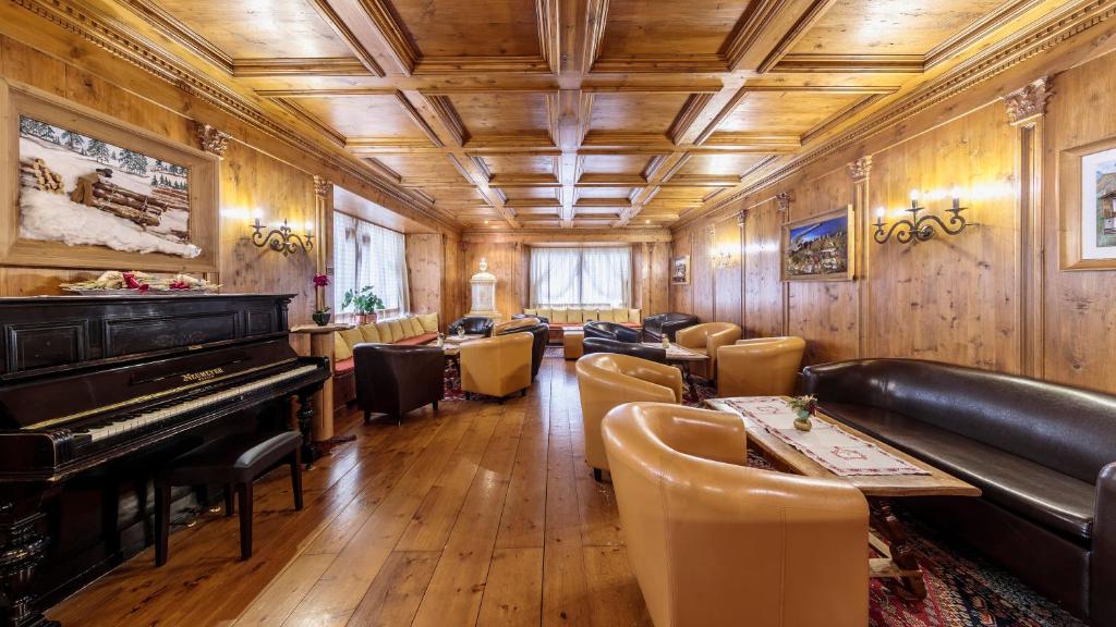 Część wypoczynkowa w obiekcie Hotel Aquila