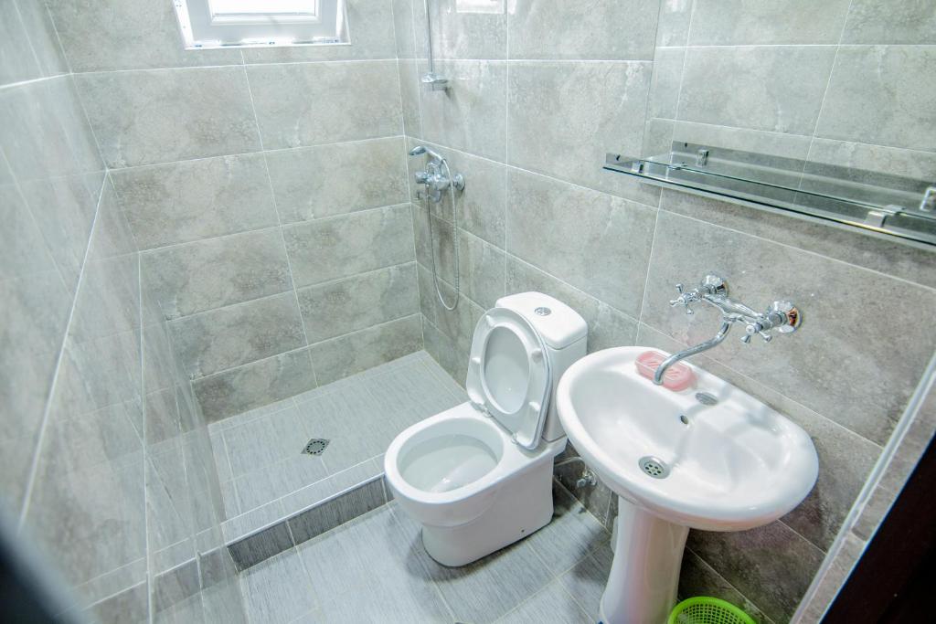 Koupelna v ubytování Dima's Guesthouse