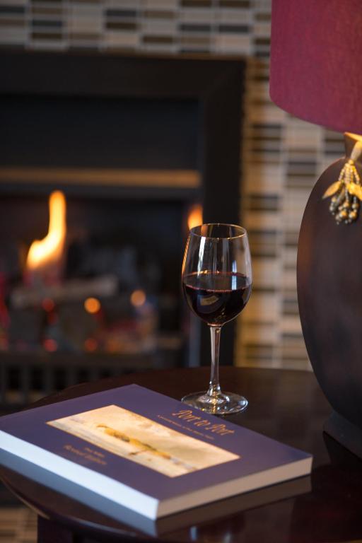 The Crown Hotel - Resim 33