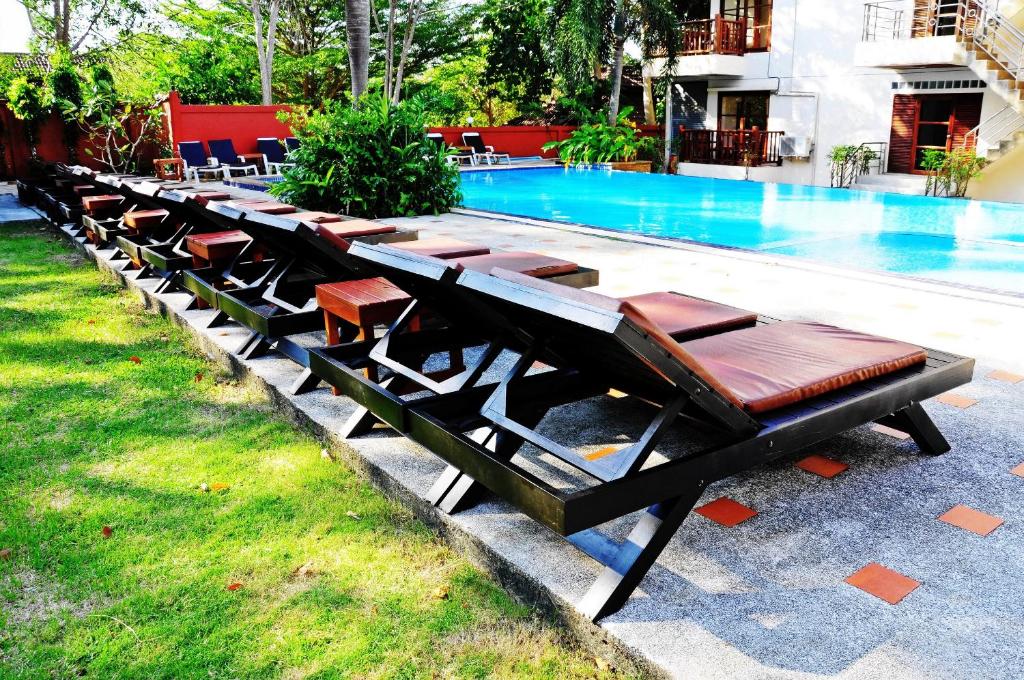 Bazén v ubytování Alina Grande Hotel & Resort nebo v jeho okolí