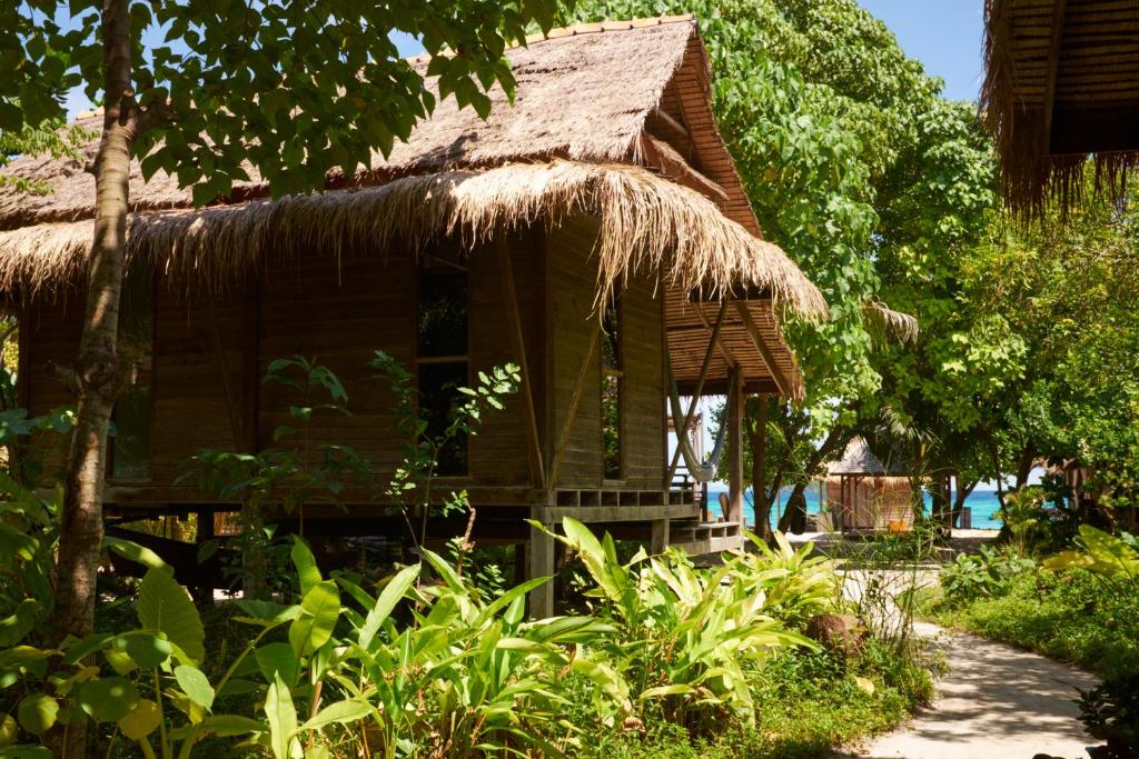 Castaway Resort Koh Lipe - 11