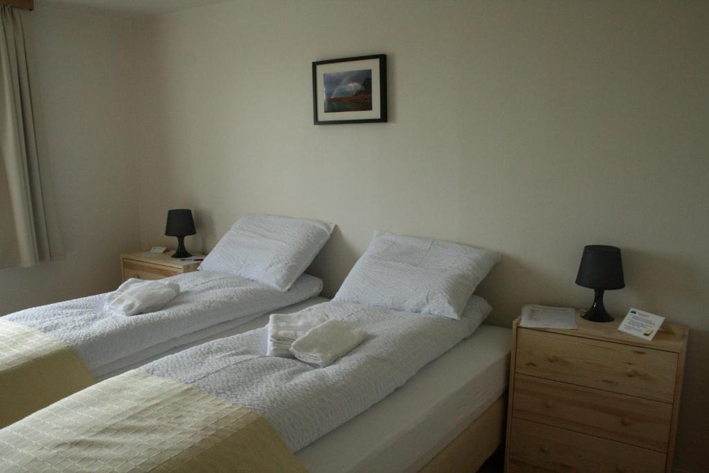 Postel nebo postele na pokoji v ubytování Guesthouse Stekkatún