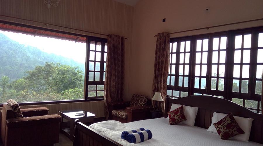 Abiyal Mountain Stay - King Room With Garden View