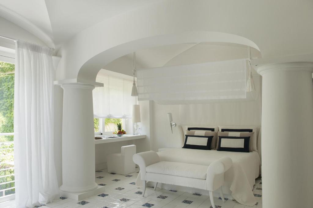 Jumeirah Capri Palace - Junior Suite Garden Side