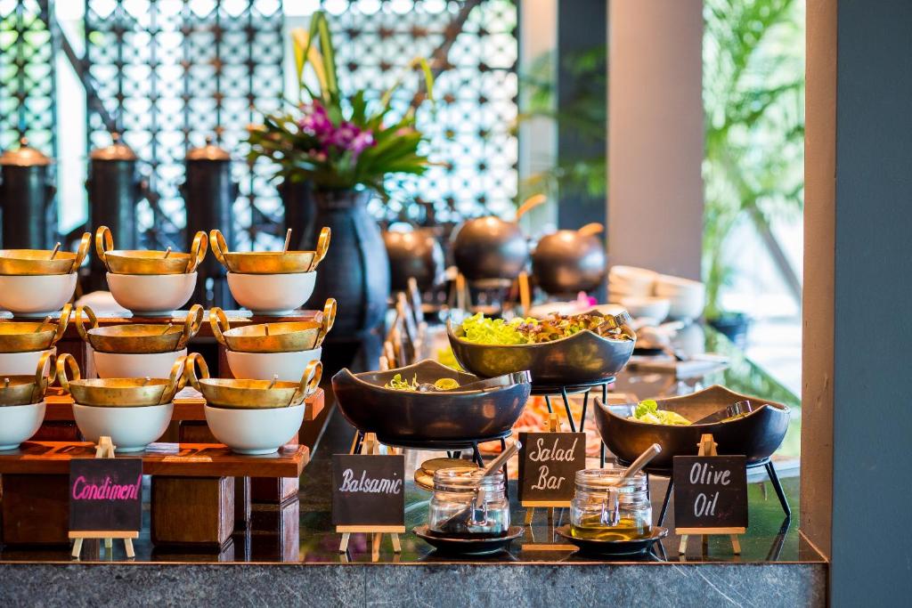 Fusion Suites Phuket Patong - Resim 22