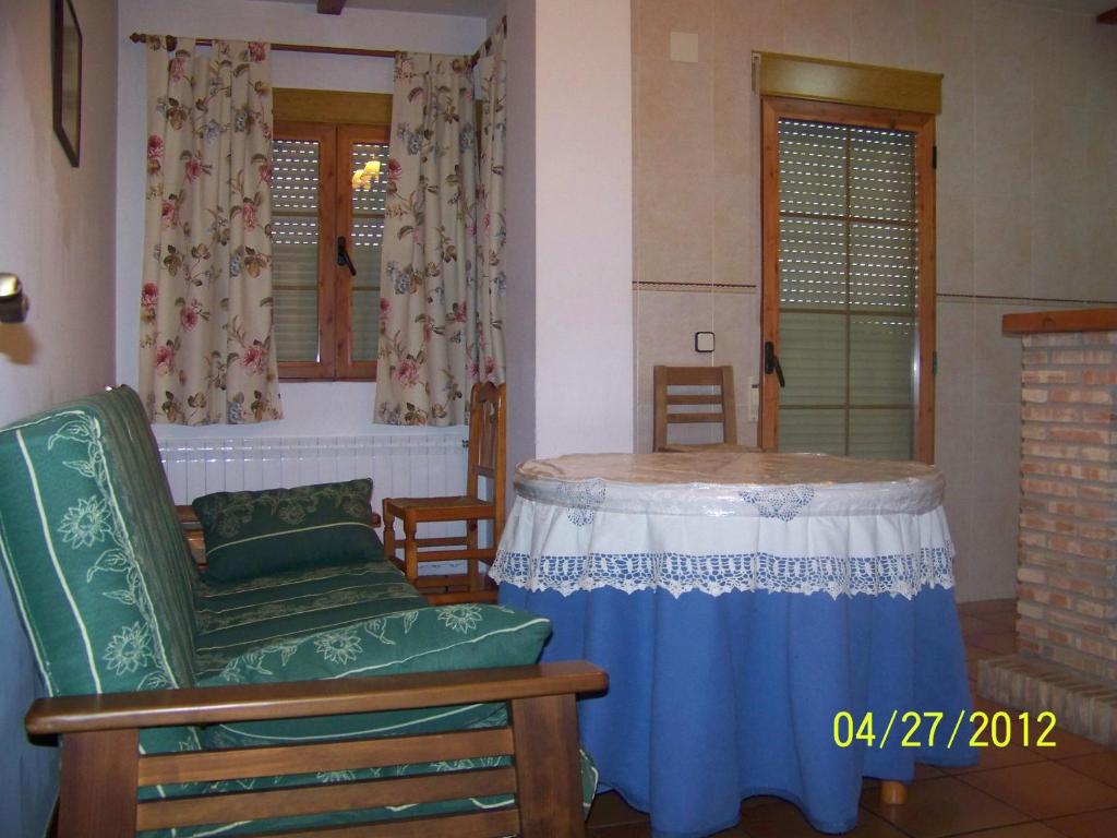 Postel nebo postele na pokoji v ubytování Apartamentos La Iruela 2